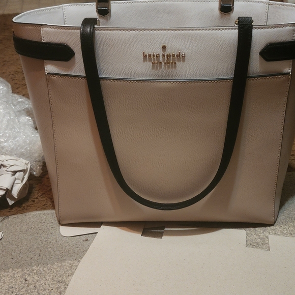Kate spade purse - Picture 3 of 9